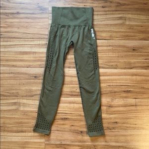 Gymshark leggings. Army green. Xs.